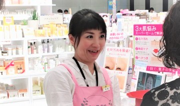 美容部員から実演販売士へ